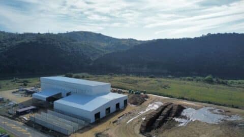 About Us | Alien Energy Group